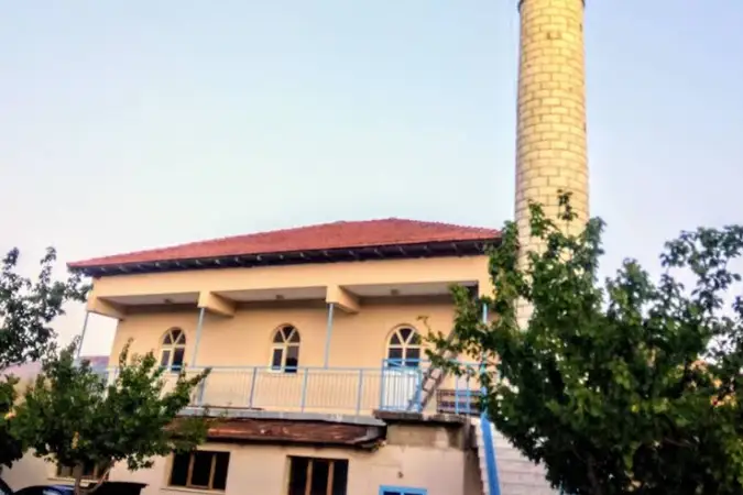 Orhanlı Mahallesi Orta Cami kapak fotoğrafı