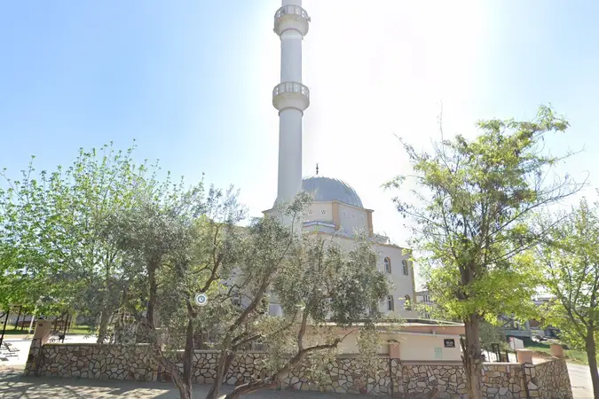 Ayrancılar Mahallesi Hacı Osman Cami kapak fotoğrafı