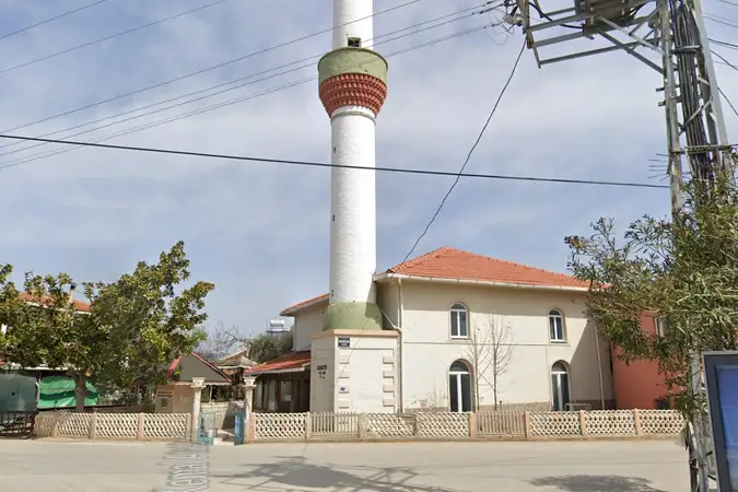 Karakuyu Mahallesi Tepe Cami kapak fotoğrafı