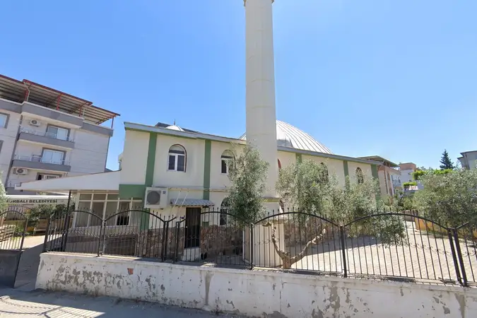 Nene Hatun Cami kapak fotoğrafı