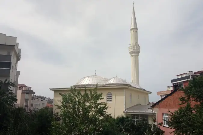 Medine Cami kapak fotoğrafı