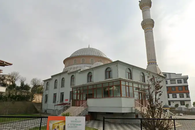 Turkan Gokturk Cami kapak fotoğrafı