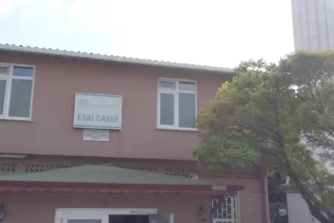 Eski Cami kapak fotoğrafı