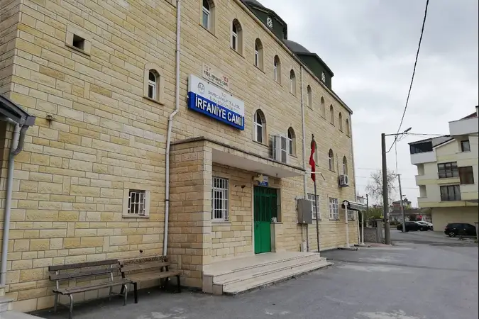 Yeşil İrfaniye Cami kapak fotoğrafı