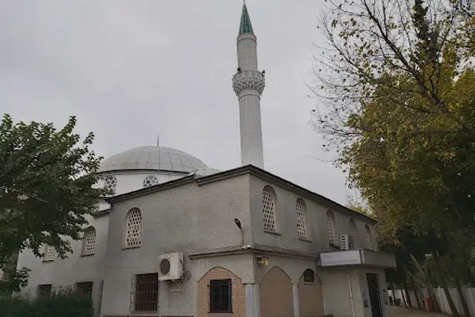 İstasyon Mahallesi Yeni Cami kapak fotoğrafı