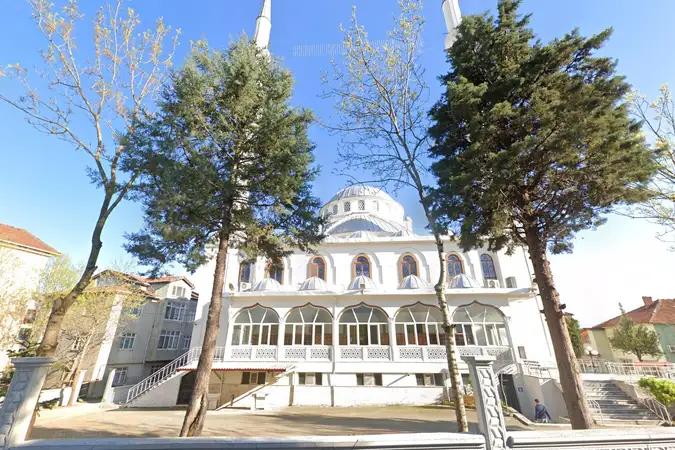 Çınarlı Merkez Cami