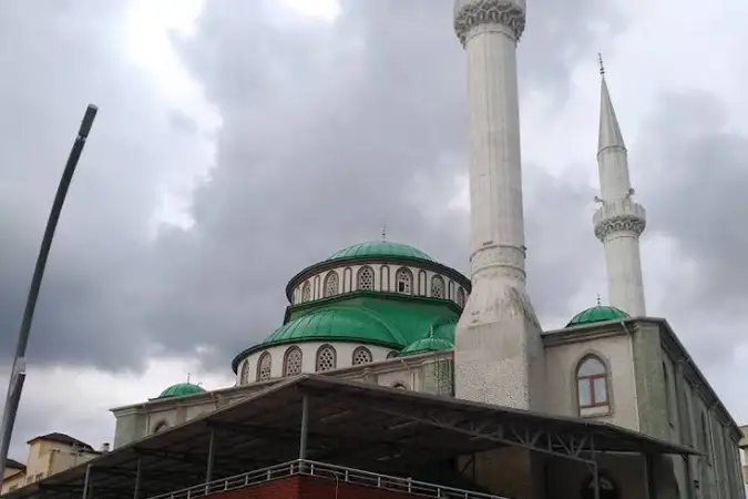 Yavuz Sultan Merkez Cami