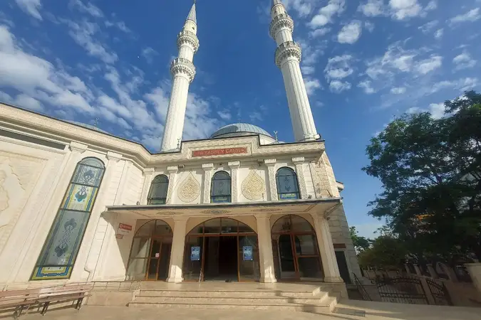 İlyasbey Cami