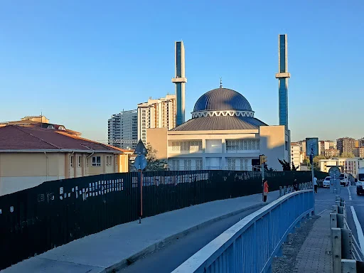 Mehmet Akif Ersoy Cami kapak fotoğrafı