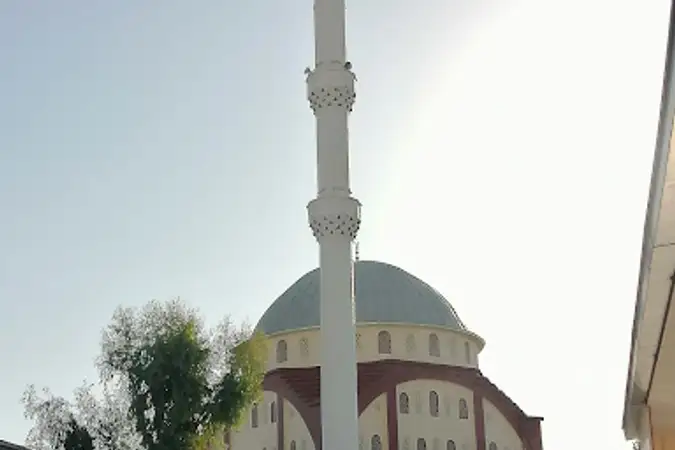 Güneykent Merkez Cami kapak fotoğrafı
