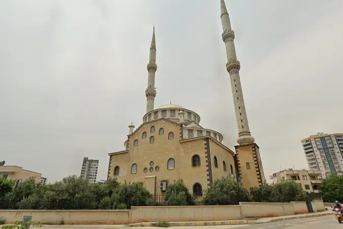 Hacı Yusuz Ucuz Cami kapak fotoğrafı