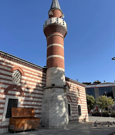 Selmanağa Cami kapak fotoğrafı
