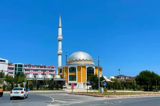 15 Temmuz Şehitleri Cami kapak fotoğrafı