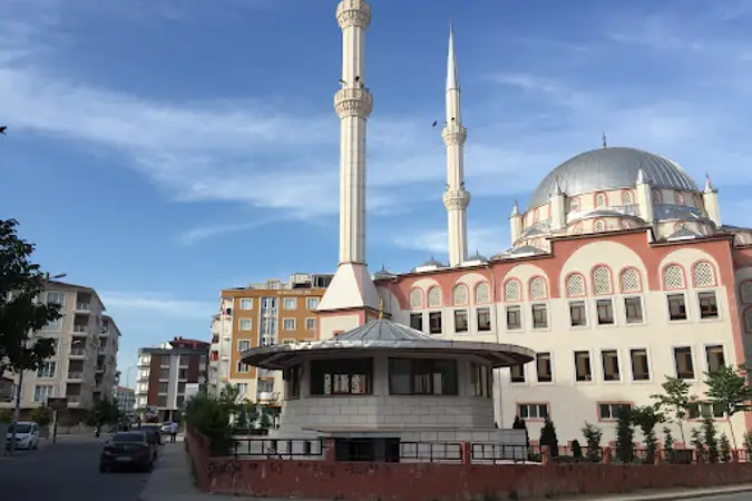 Fatih Mahallesi Mevlana Cami kapak fotoğrafı