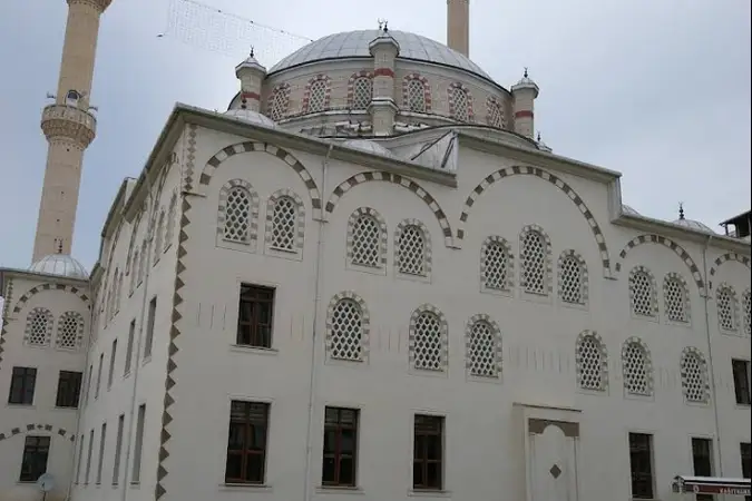 Mimar Sinan Cami kapak fotoğrafı