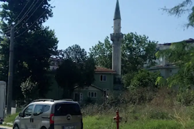 Müjgan Serkan Karagöz Cami (Ulu Cami) kapak fotoğrafı