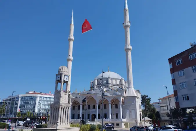 Yıldırım Beyazıt Mahallesi Bahçeli Cami kapak fotoğrafı