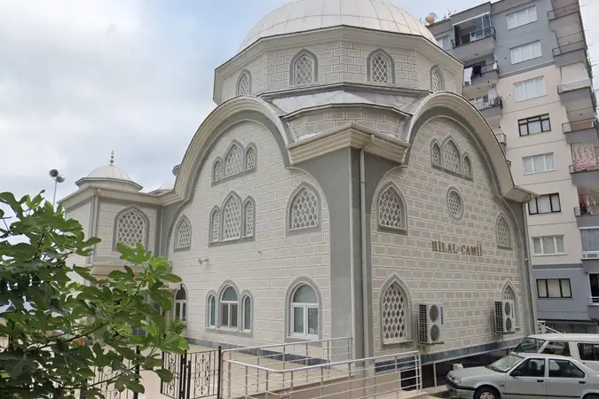 Orta Mahallesi Hilal Cami kapak fotoğrafı