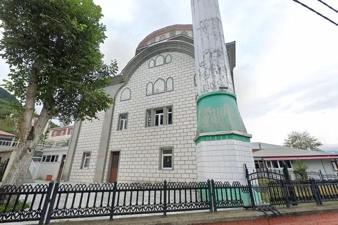 Çalköy Mahallesi Çeşmeler Cami kapak fotoğrafı