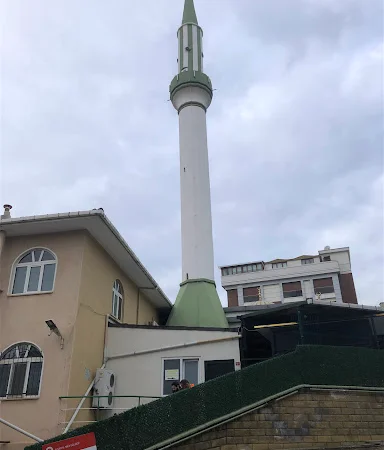 Yakacık Hacılar Cami kapak fotoğrafı